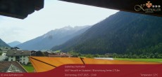 Archiv Foto Webcam Blick Neustift und Serles / Stubaital 09:00