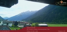 Archiv Foto Webcam Blick Neustift und Serles / Stubaital 05:00