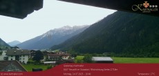 Archiv Foto Webcam Blick Neustift und Serles / Stubaital 09:00
