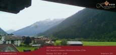 Archiv Foto Webcam Blick Neustift und Serles / Stubaital 11:00
