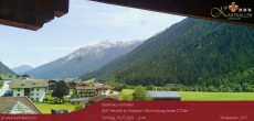 Archived image Webcam View to Neustift and Serles 11:00