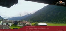 Archiv Foto Webcam Blick Neustift und Serles / Stubaital 09:00