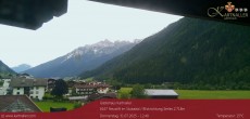 Archiv Foto Webcam Blick Neustift und Serles / Stubaital 11:00