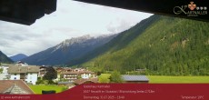 Archived image Webcam View to Neustift and Serles 15:00