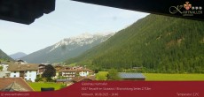 Archiv Foto Webcam Blick Neustift und Serles / Stubaital 15:00