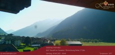 Archiv Foto Webcam Blick Neustift und Serles / Stubaital 07:00