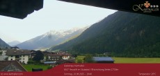 Archiv Foto Webcam Blick Neustift und Serles / Stubaital 17:00