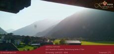 Archived image Webcam View to Neustift and Serles 07:00