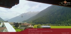 Archived image Webcam View to Neustift and Serles 11:00