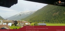 Archived image Webcam View to Neustift and Serles 15:00