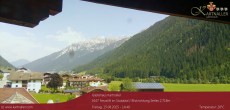 Archived image Webcam View to Neustift and Serles 13:00