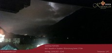 Archived image Webcam View to Neustift and Serles 01:00