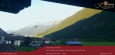 Archiv Foto Webcam Blick Neustift und Serles / Stubaital 17:00