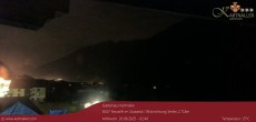 Archived image Webcam View to Neustift and Serles 01:00