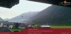Archived image Webcam View to Neustift and Serles 05:00