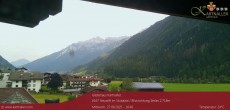 Archiv Foto Webcam Blick Neustift und Serles / Stubaital 15:00