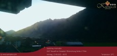 Archiv Foto Webcam Blick Neustift und Serles / Stubaital 05:00