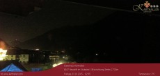 Archiv Foto Webcam Blick Neustift und Serles / Stubaital 01:00