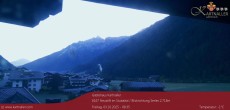 Archived image Webcam View to Neustift and Serles 14:00