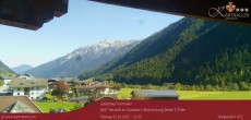 Archiv Foto Webcam Blick Neustift und Serles / Stubaital 11:00