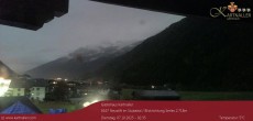 Archiv Foto Webcam Blick Neustift und Serles / Stubaital 01:00