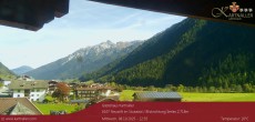 Archiv Foto Webcam Blick Neustift und Serles / Stubaital 11:00