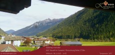 Archiv Foto Webcam Blick Neustift und Serles / Stubaital 13:00