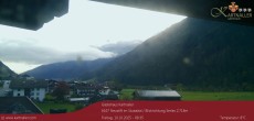 Archiv Foto Webcam Blick Neustift und Serles / Stubaital 07:00