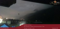 Archiv Foto Webcam Blick Neustift und Serles / Stubaital 01:00