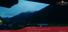 Archiv Foto Webcam Blick Neustift und Serles / Stubaital 05:00