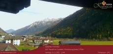Archiv Foto Webcam Blick Neustift und Serles / Stubaital 11:00