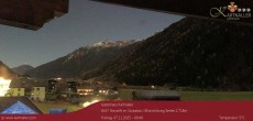 Archiv Foto Webcam Blick Neustift und Serles / Stubaital 23:00