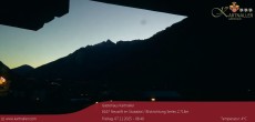 Archiv Foto Webcam Blick Neustift und Serles / Stubaital 05:00