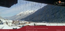 Archived image Webcam View to Neustift and Serles 11:00