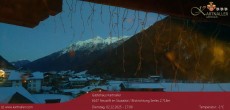 Archived image Webcam View to Neustift and Serles 16:00