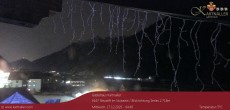 Archiv Foto Webcam Blick Neustift und Serles / Stubaital 03:00