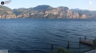 Archiv Foto Webcam Gardasee - Brenzone 05:00