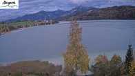 Archiv Foto Webcam Füssen: Blick auf den Weißensee vom Hotel Seespitz 17:00