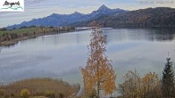 Archiv Foto Webcam Füssen: Blick auf den Weißensee vom Hotel Seespitz 13:00