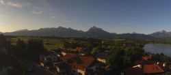 Archived image Webcam Hopfensee - View to Neuschwanstein Castle 06:00