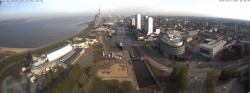 Archiv Foto Webcam Bremerhaven: Alter und Neuer Hafen 07:00