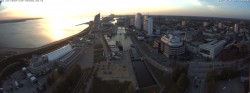 Archiv Foto Webcam Bremerhaven: Alter und Neuer Hafen 19:00