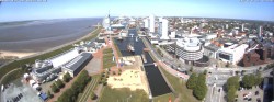 Archiv Foto Webcam Bremerhaven: Alter und Neuer Hafen 11:00