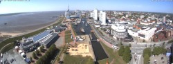 Archiv Foto Webcam Bremerhaven: Alter und Neuer Hafen 13:00