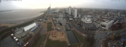 Archiv Foto Webcam Bremerhaven: Alter und Neuer Hafen 09:00