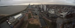 Archived image Webcam Bremerhaven: Old and New Harbour 13:00