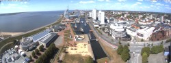 Archiv Foto Webcam Bremerhaven: Alter und Neuer Hafen 13:00