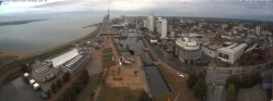 Archiv Foto Webcam Bremerhaven: Alter und Neuer Hafen 05:00