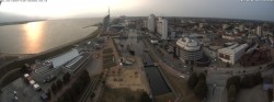 Archiv Foto Webcam Bremerhaven: Alter und Neuer Hafen 17:00