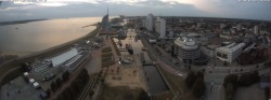 Archiv Foto Webcam Bremerhaven: Alter und Neuer Hafen 19:00